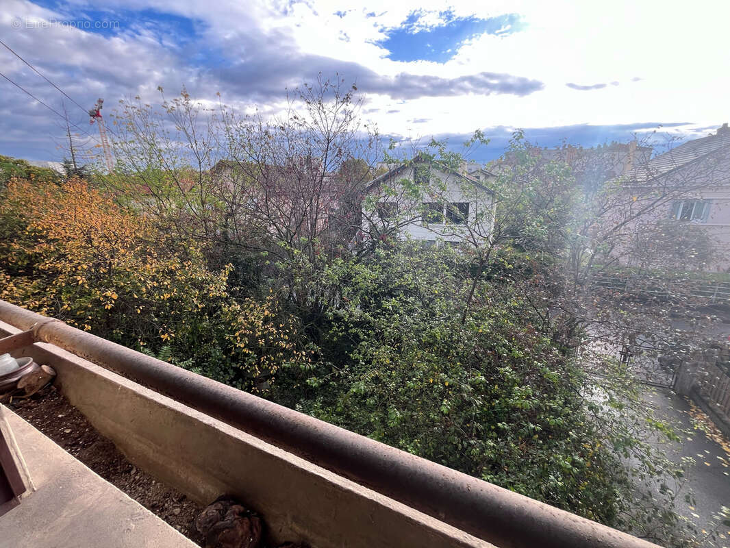 Appartement à LYON-8E