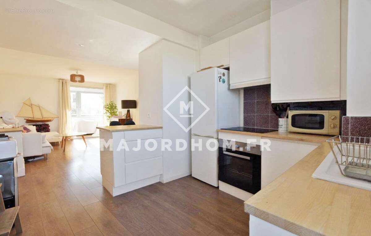 Appartement à MARSEILLE-7E