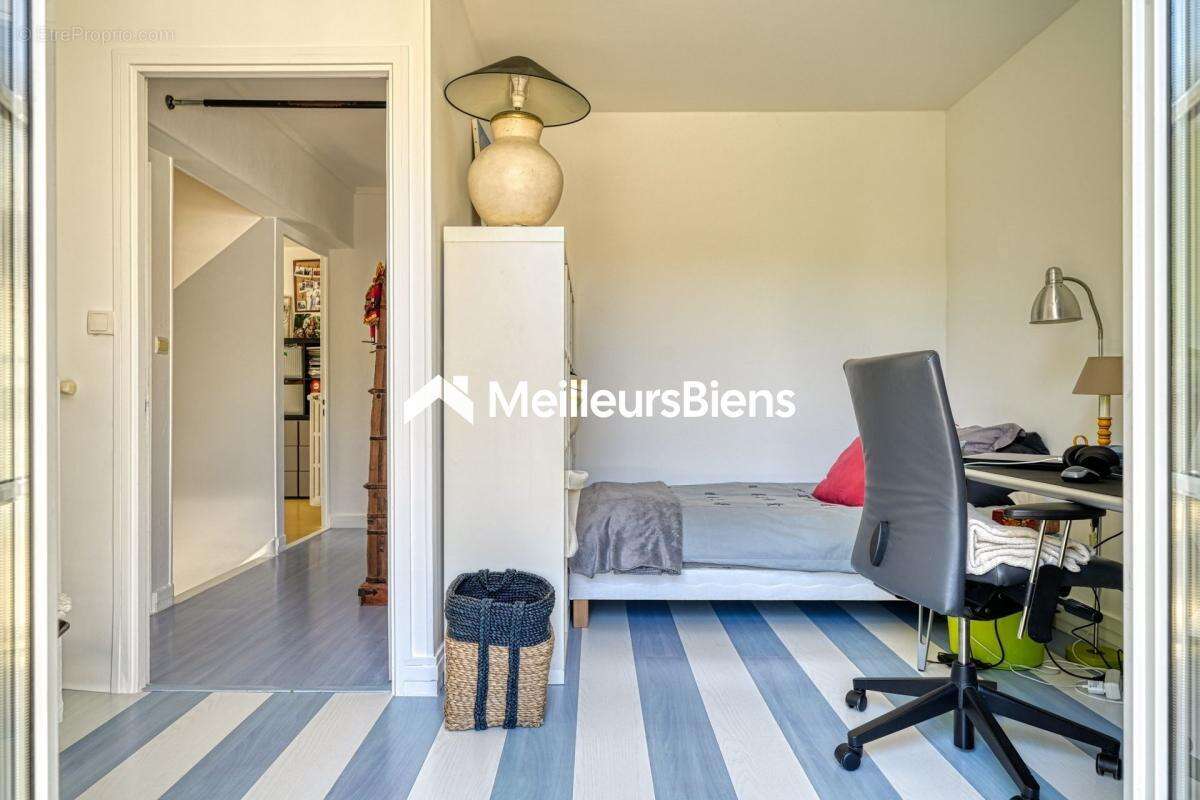 Maison à LA CELLE-SAINT-CLOUD