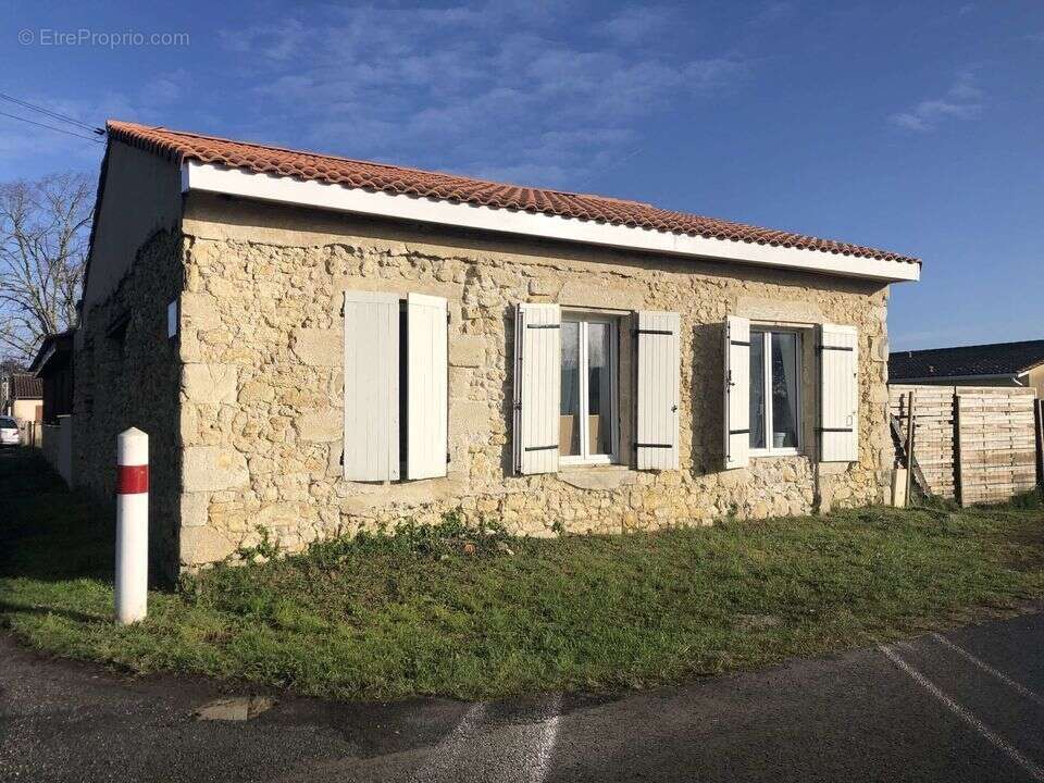 MAISON PIERRE T3 GAILLAN JARDIN MITOYEN  - Maison à GAILLAN-EN-MEDOC