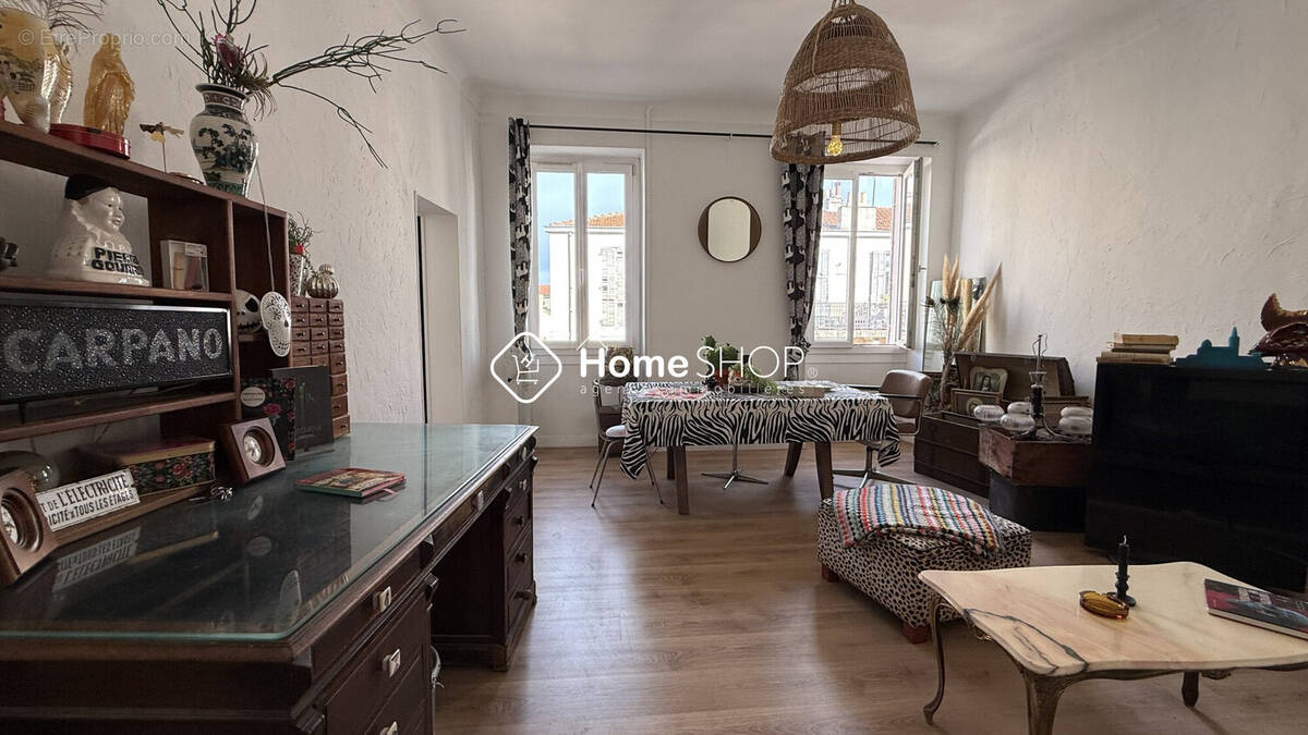 Appartement à MARSEILLE-6E