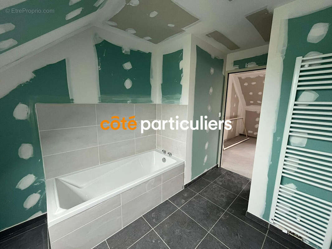 Maison à LE MINIHIC-SUR-RANCE