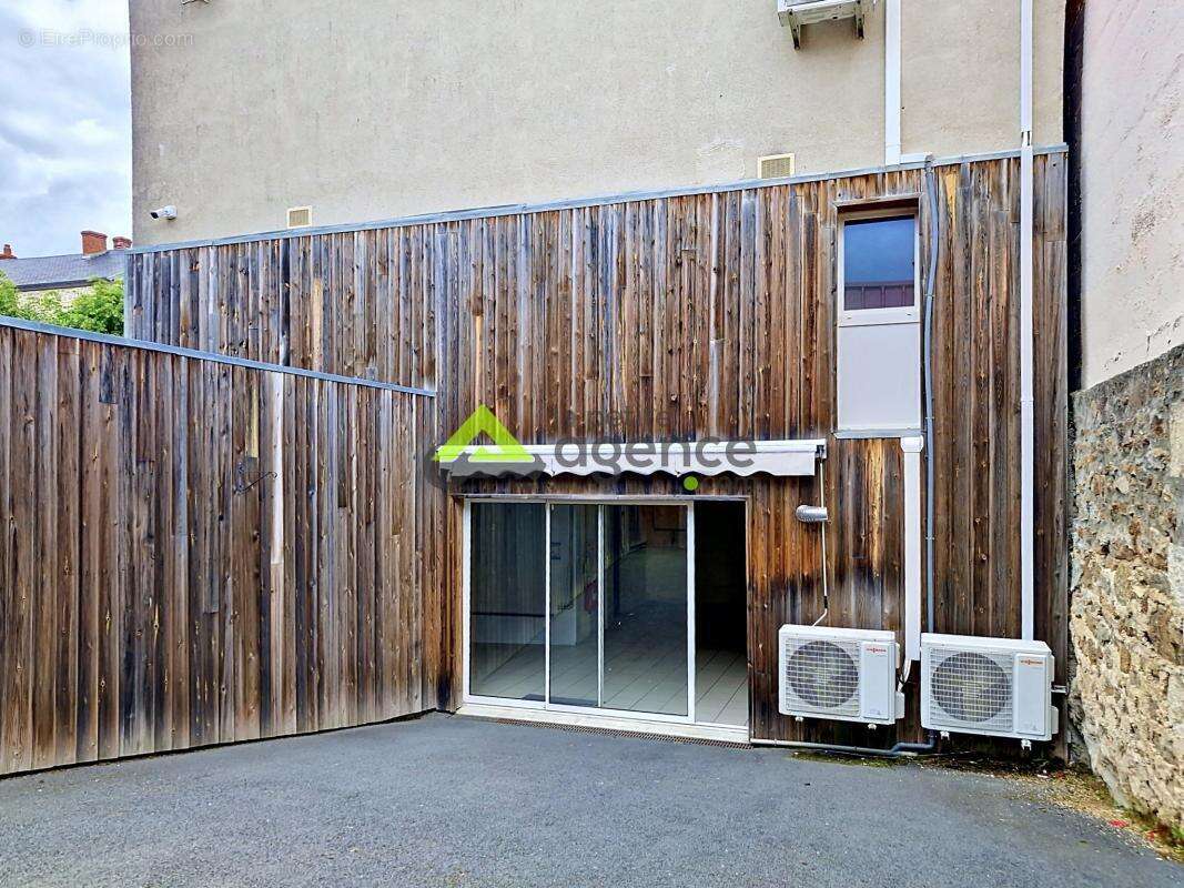 Appartement à AUZANCES