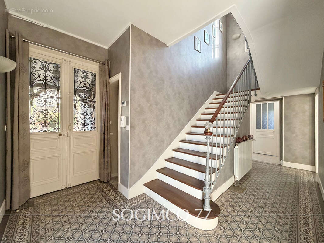 Maison à LAGNY-SUR-MARNE