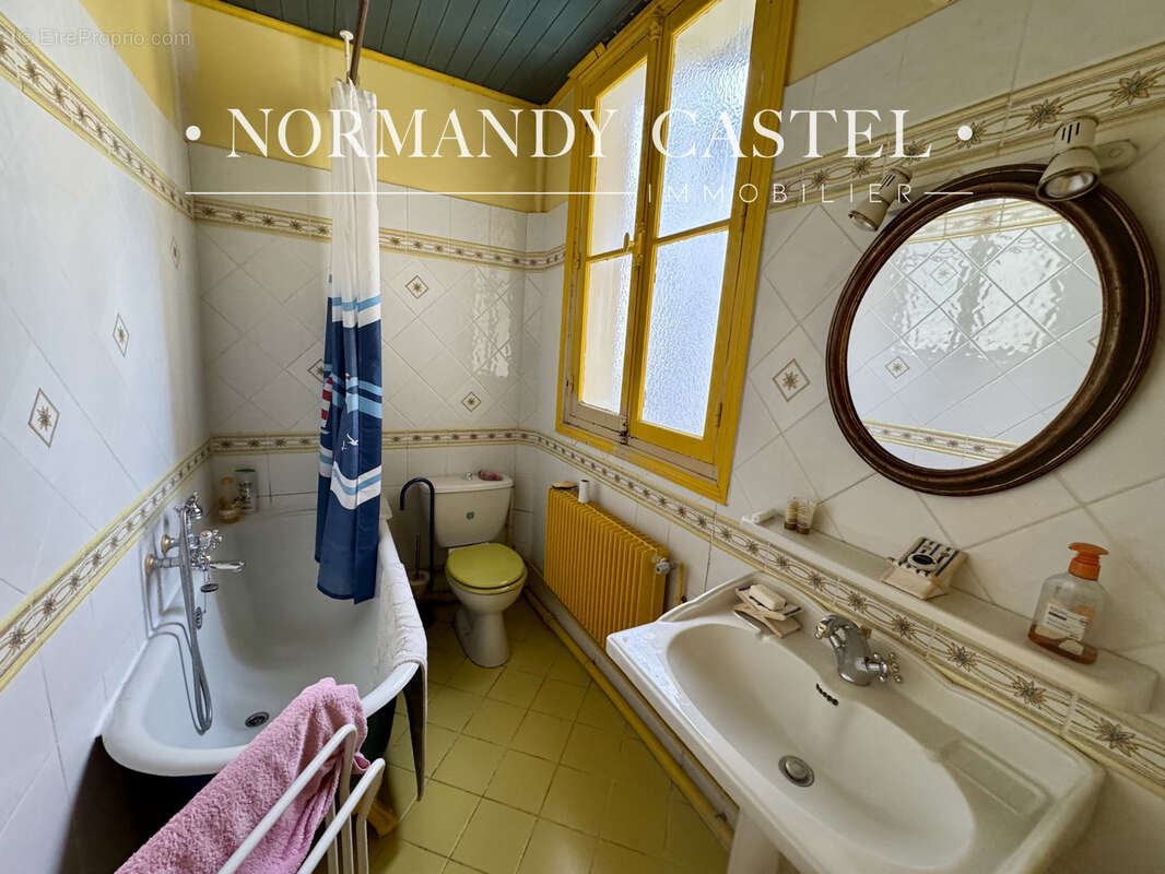 Appartement à TROUVILLE-SUR-MER