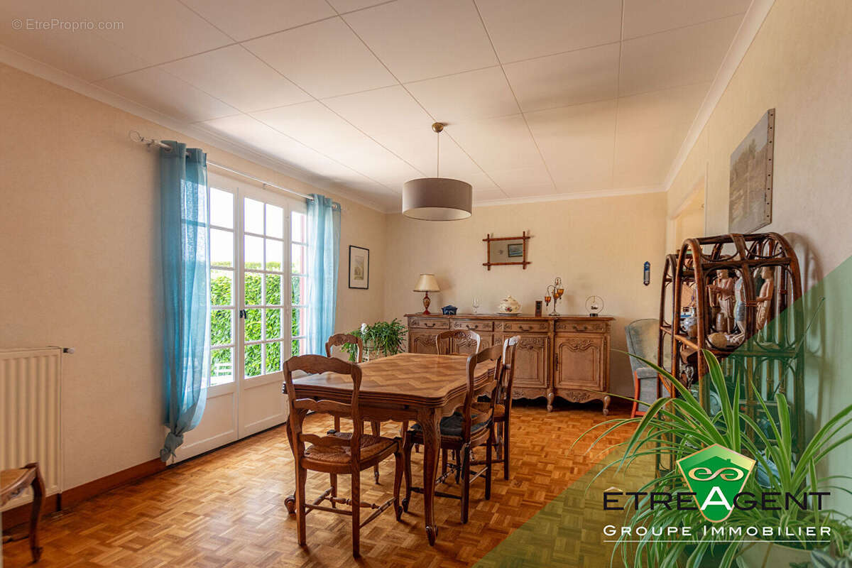 Maison NOGENT-LE-SEC - 82 m² - 3 chambres - photo 8