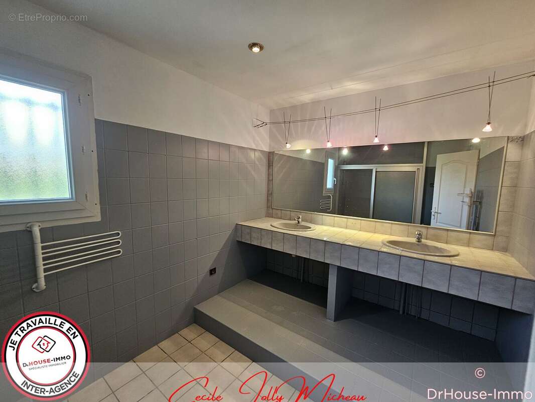 Maison à SAINT-GENES-DE-BLAYE