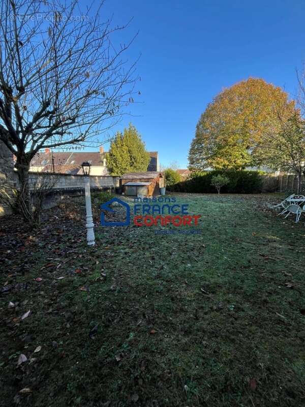 Terrain à SAINT-PATERNE