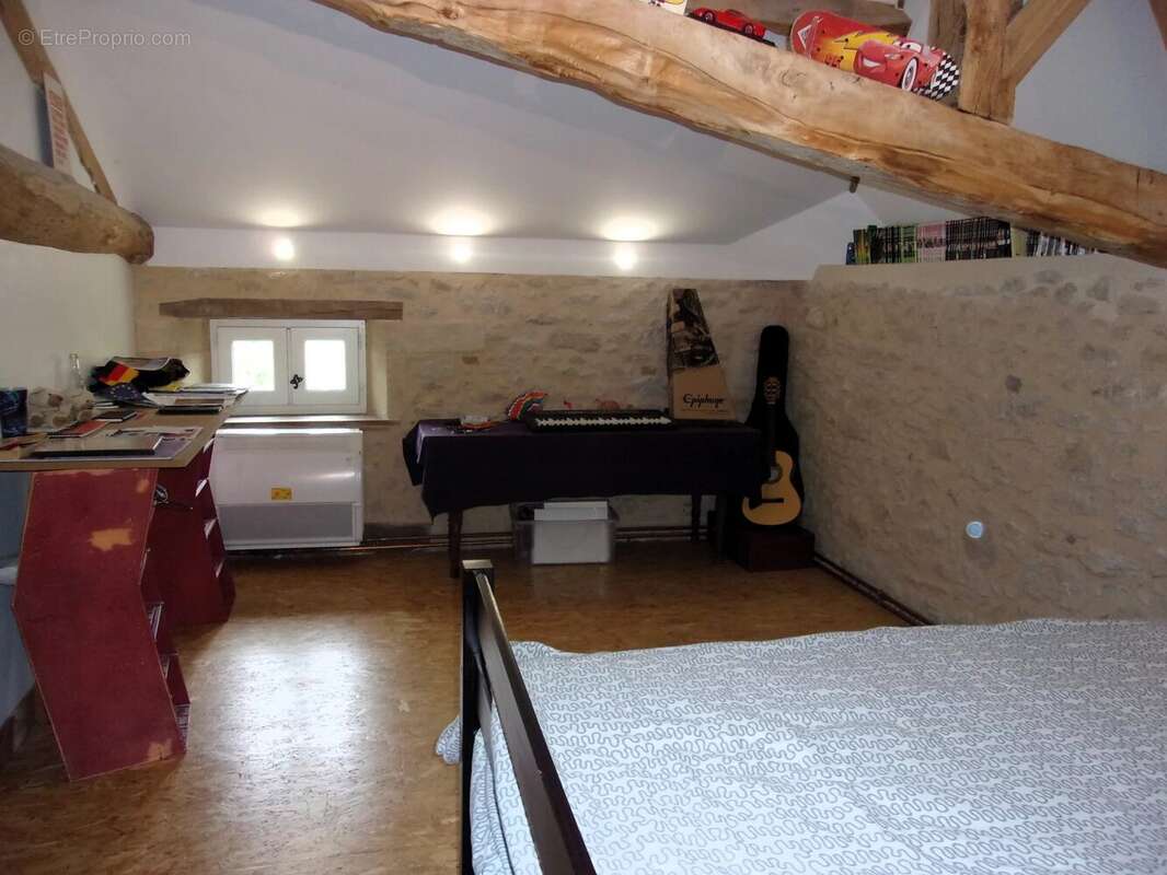Maison de maître de quatre chambres magnifiquement rénovée avec chauffage au sol - photo 16