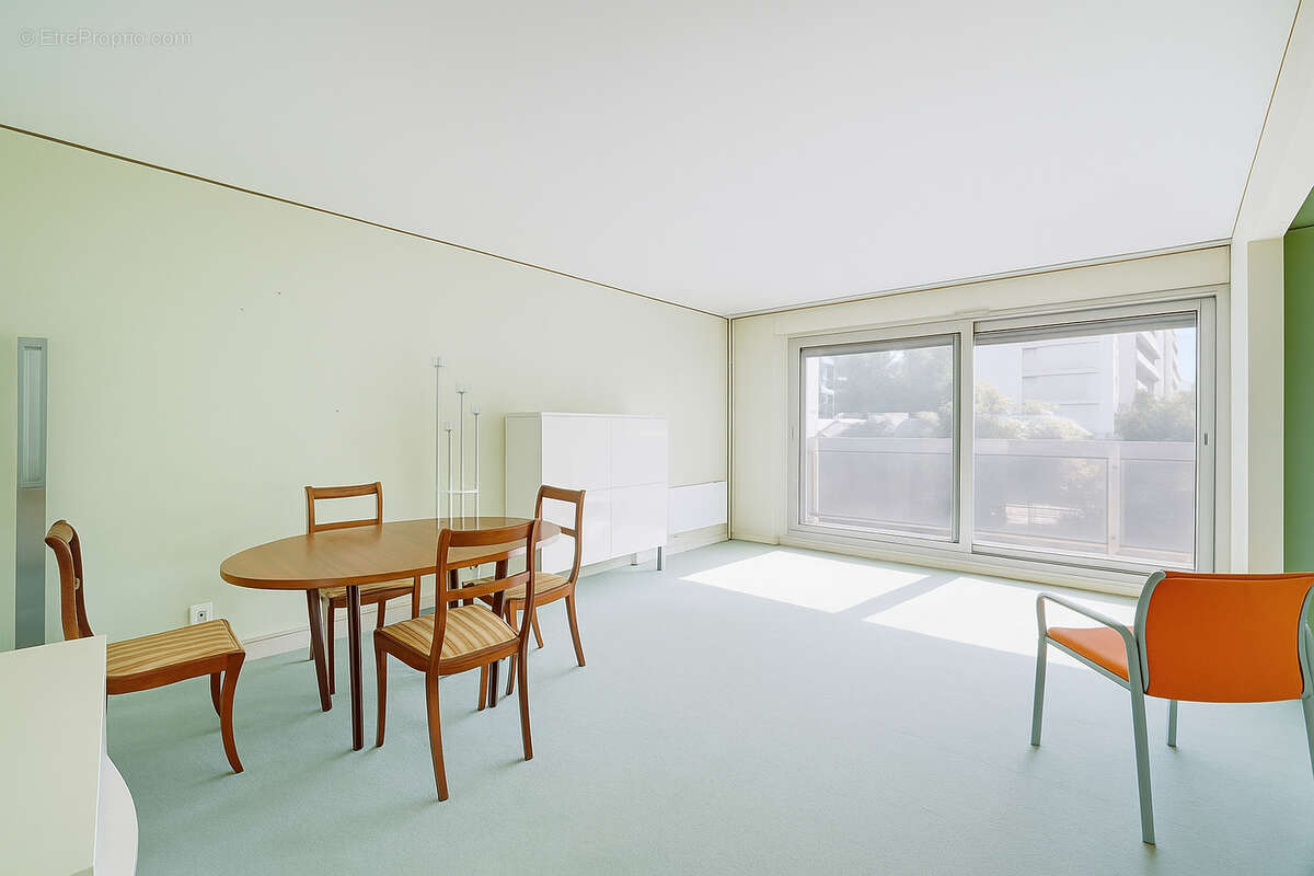 Appartement à PARIS-12E