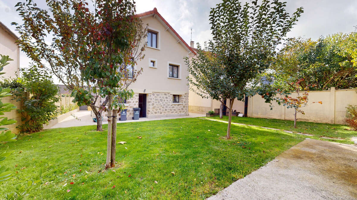 Maison à BOIS-D&#039;ARCY