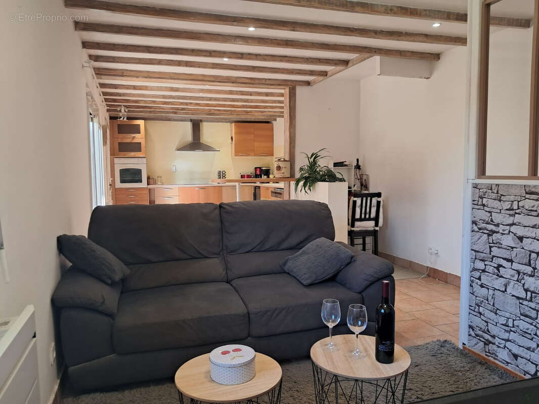 Maison à ESPONDEILHAN