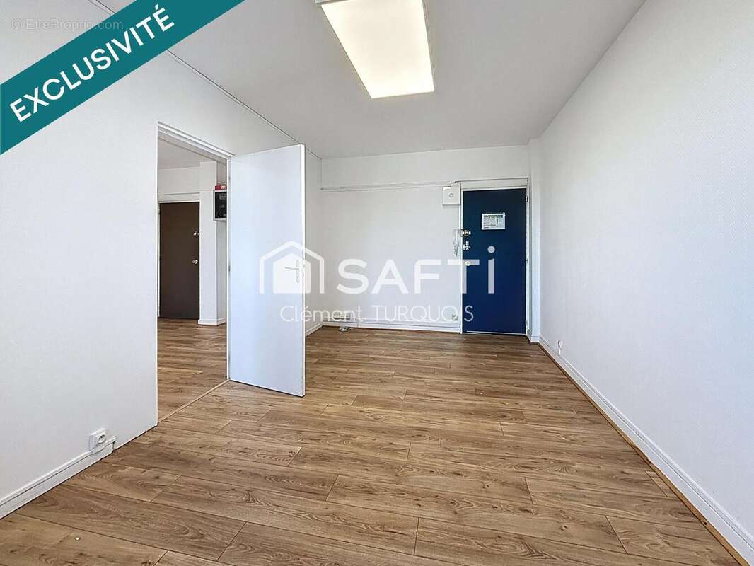 Photo 3 - Commerce à TOURS