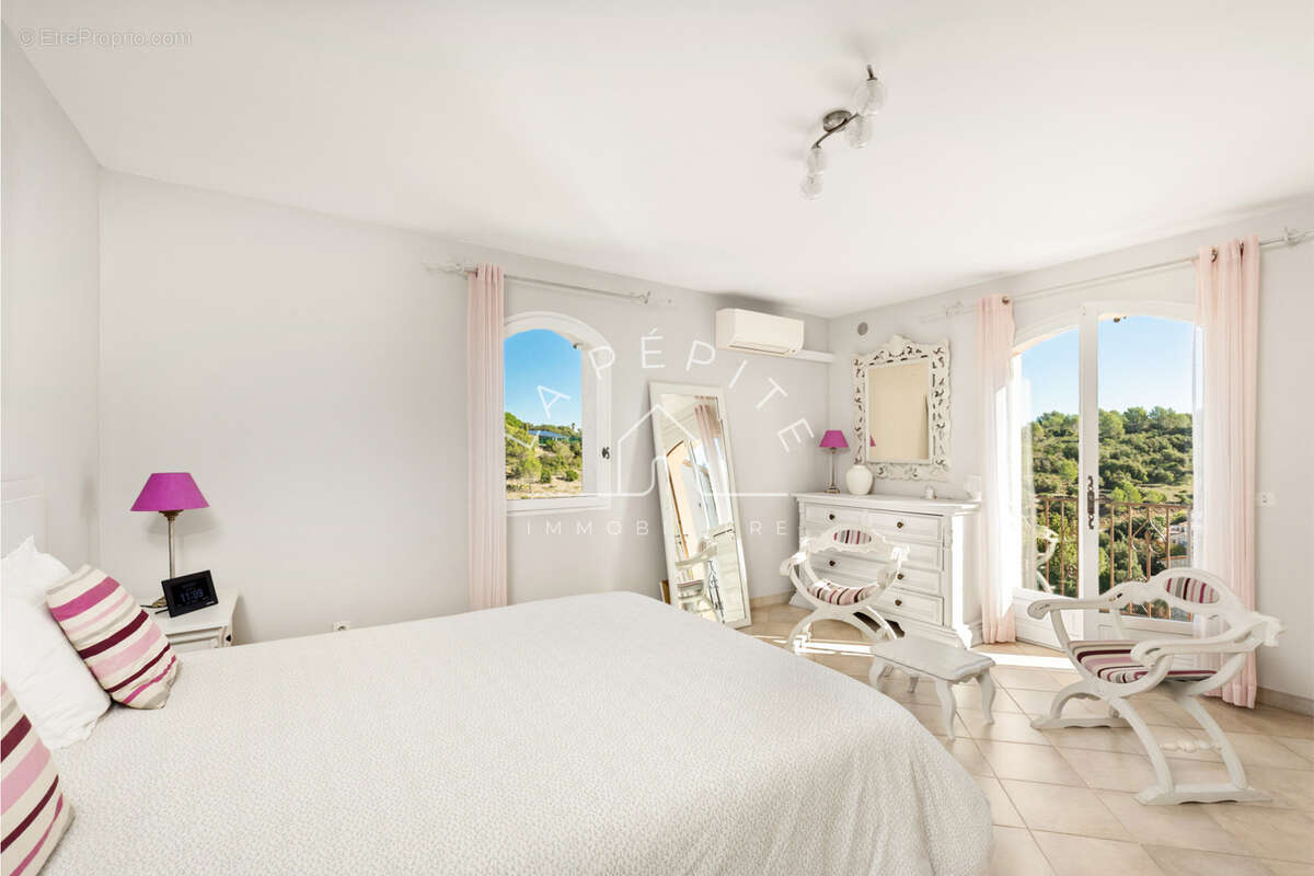 Maison à PEYMEINADE