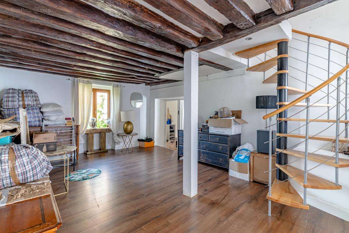 Maison à ROISSY-EN-FRANCE