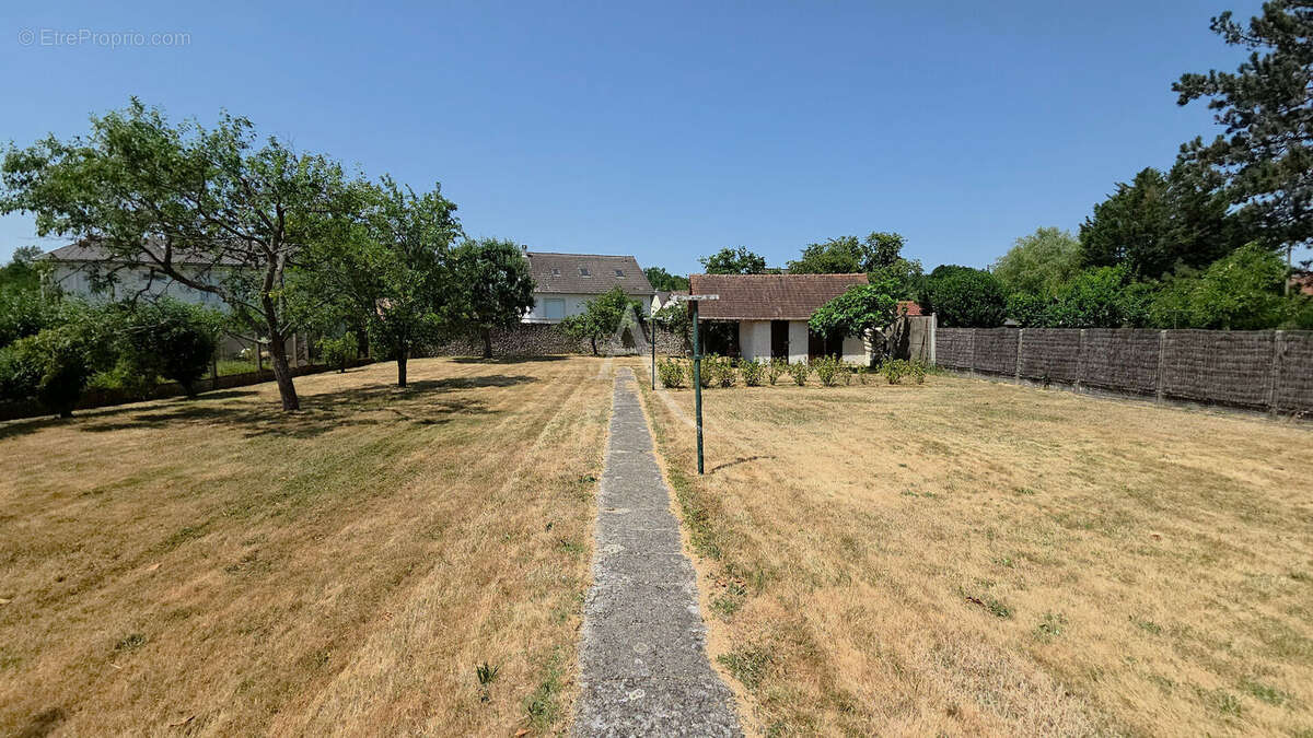 Maison à DOURDAN