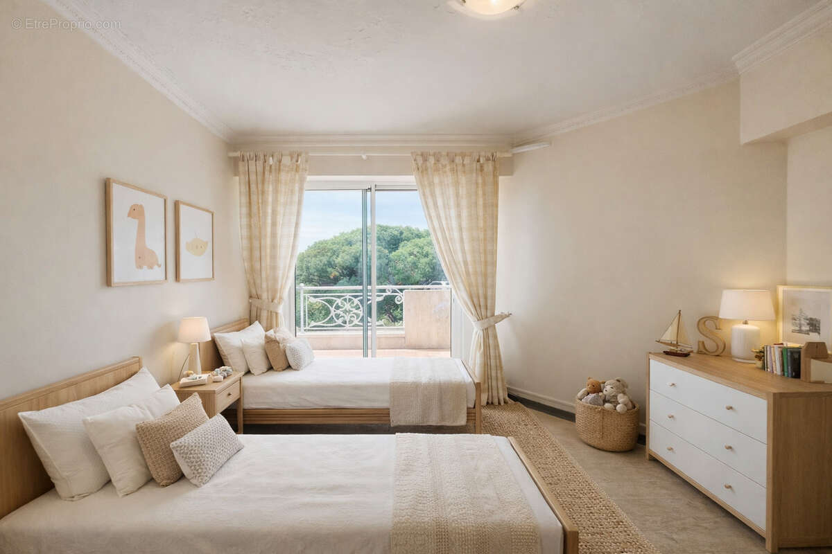 Appartement à VALLAURIS