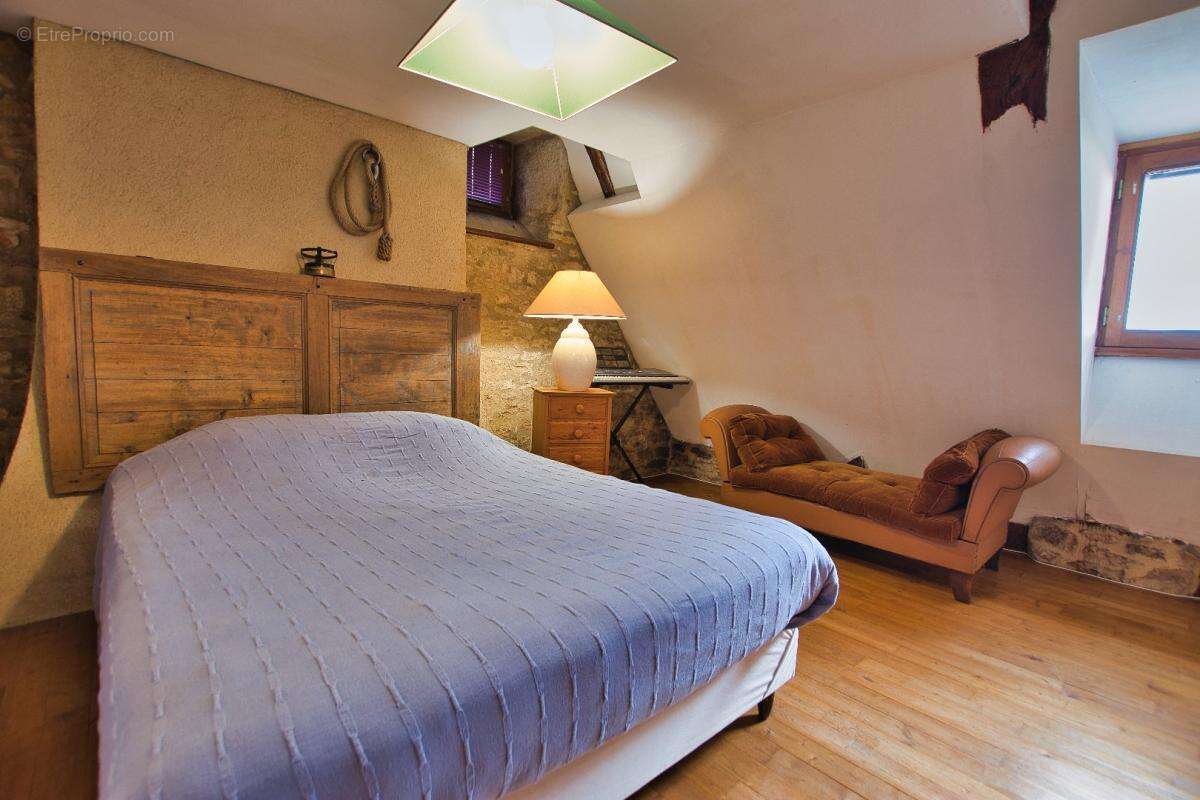 Maison à QUISSAC