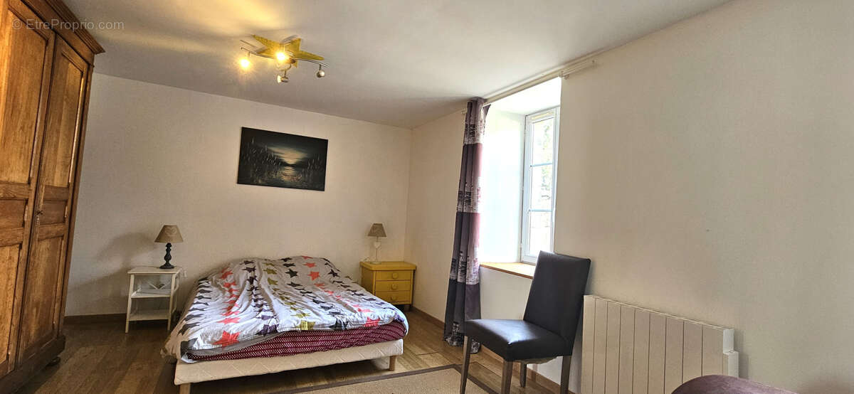 Maison à BERNESQ