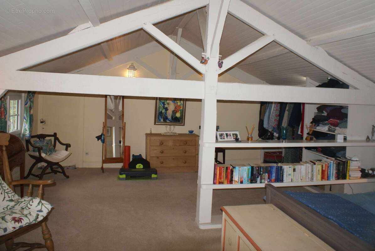 Maison à MONTLIEU-LA-GARDE