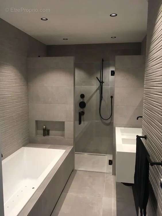 Splendide T4 Dernier Etage Terrasse 40 m² vue mer imprenable - photo 5