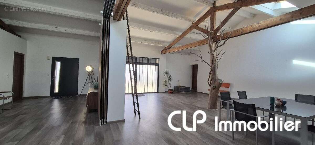 Appartement à BOURG-SAINT-ANDEOL