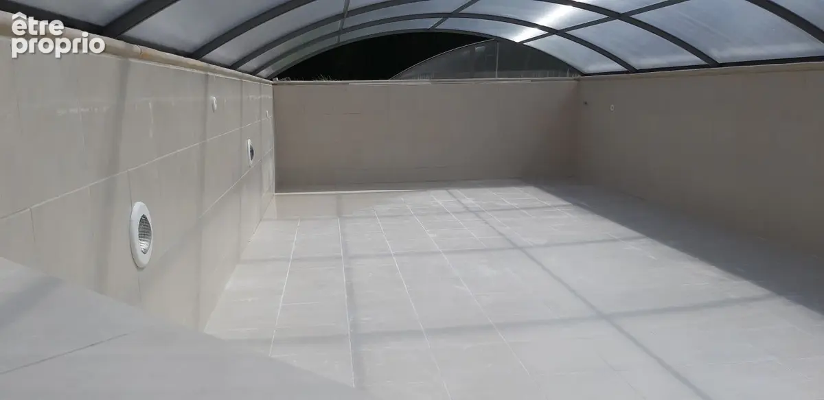 Maison de 145 m² avec piscine - photo 11