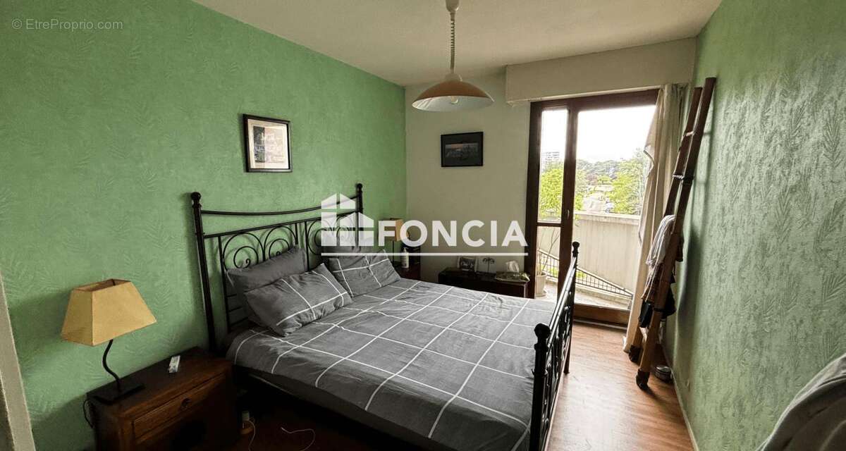 Appartement à PESSAC