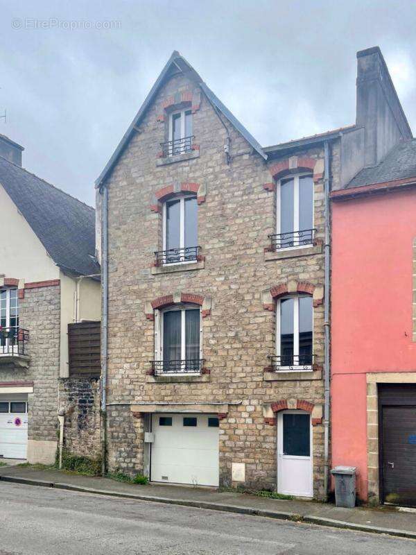 Maison à QUIMPER