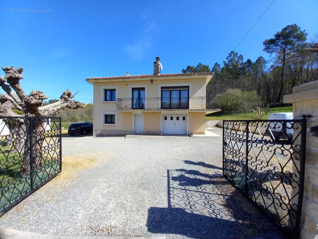 Maison à FUMEL
