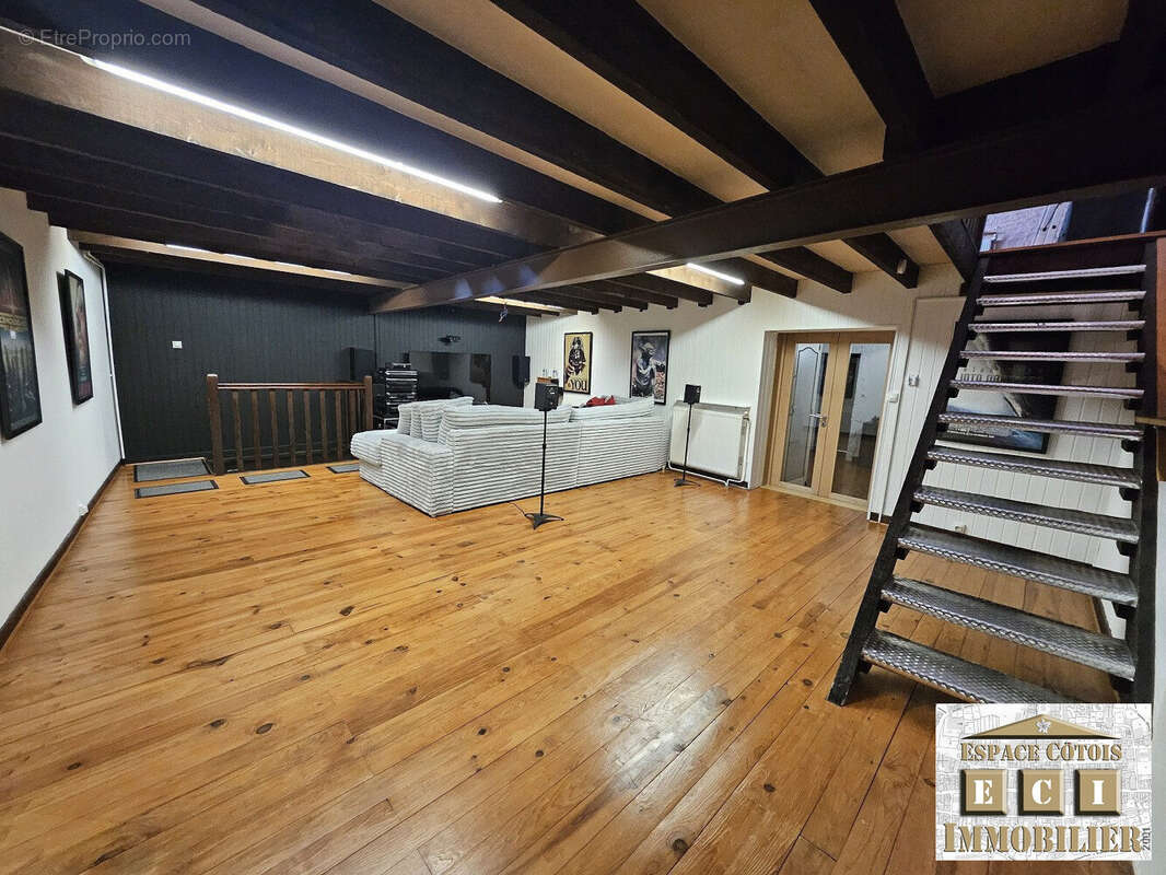 Maison à LA COTE-SAINT-ANDRE