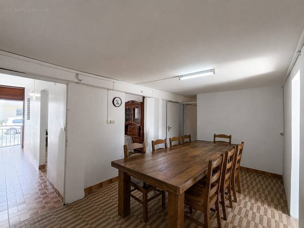 Maison 79 m² à Sainte-Anne  - photo 1
