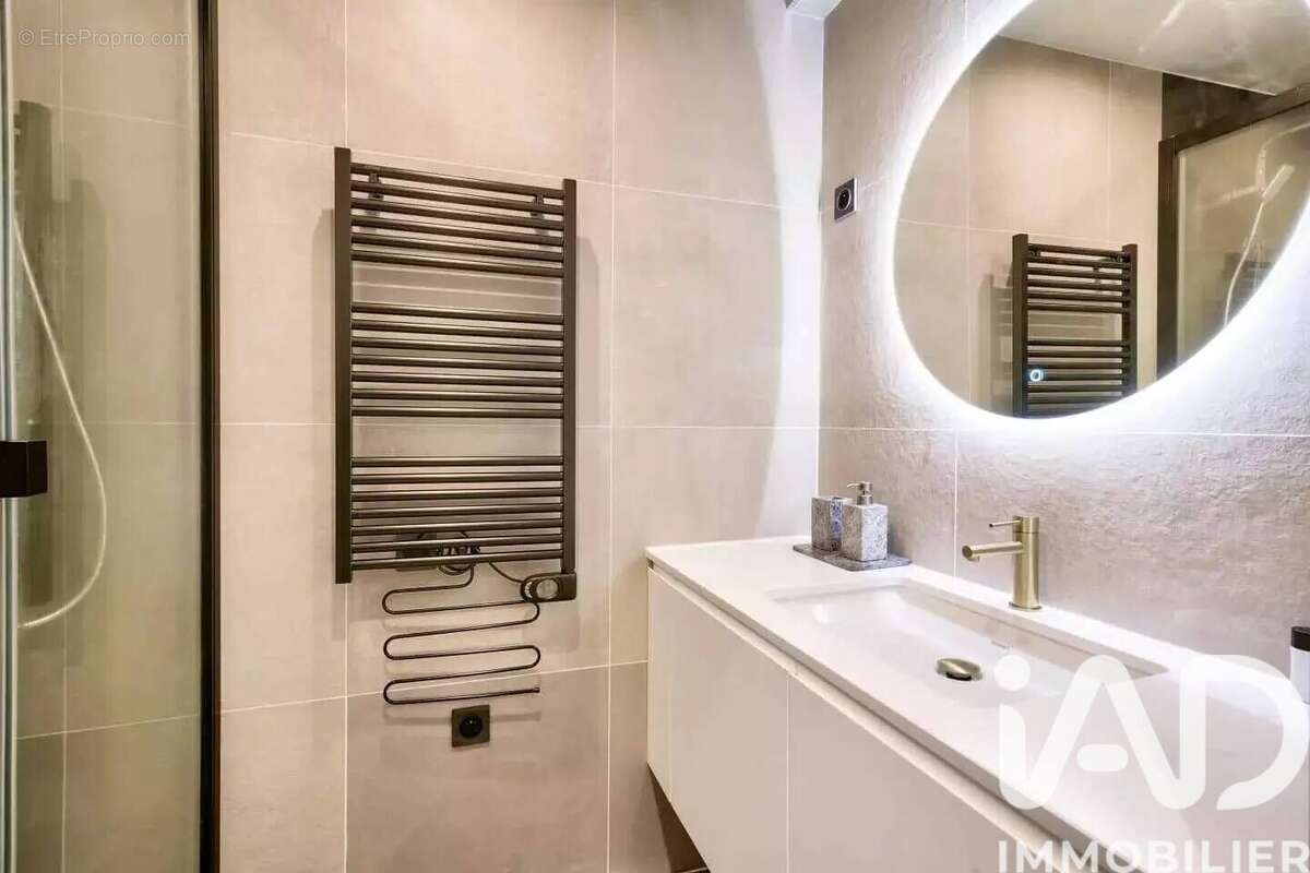 Photo 7 - Appartement à PARIS-11E