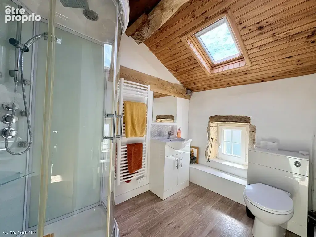 Maison de Village en Pierre Renovée avec 3 Chambres - photo 24