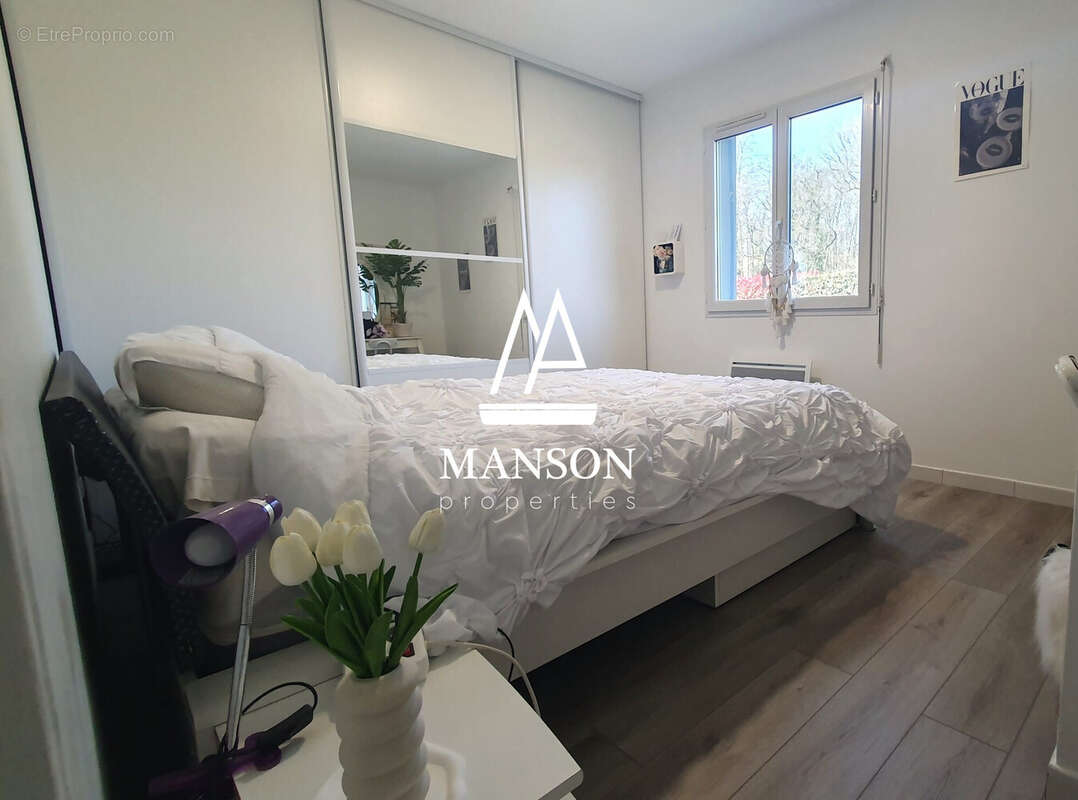 Maison à IZON