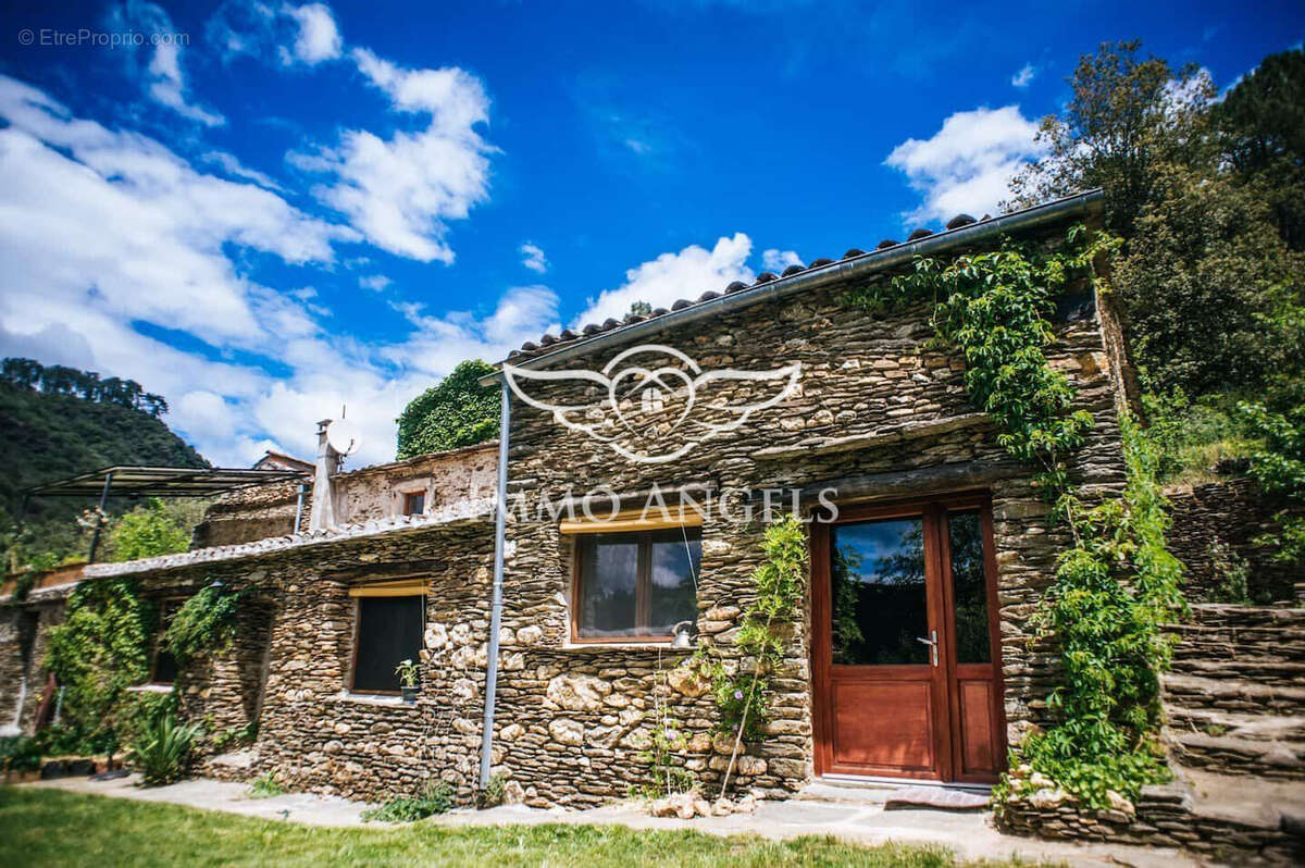 Maison à SOUSTELLE