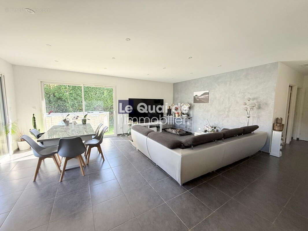 Maison 108 m² à Le Touvet  - photo 3