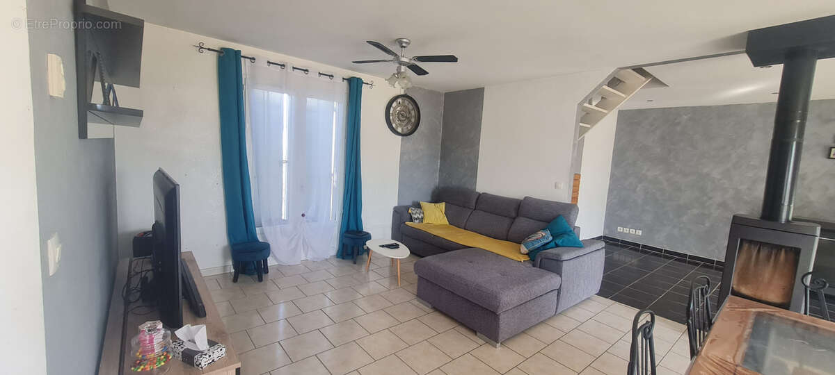 Appartement à LA CHAPELLE-SUR-LOIRE