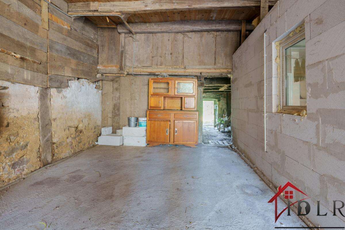 Maison de village sur 1328 m2 de terrain - photo 12