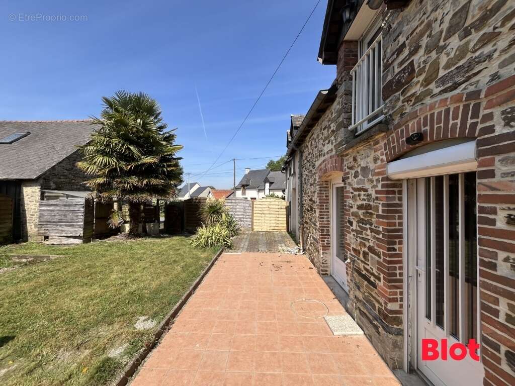 Maison à BAIN-DE-BRETAGNE