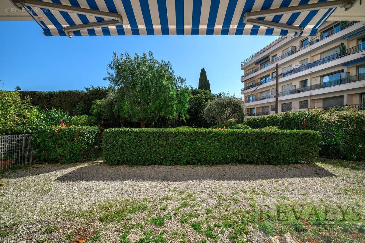 Appartement à BEAULIEU-SUR-MER