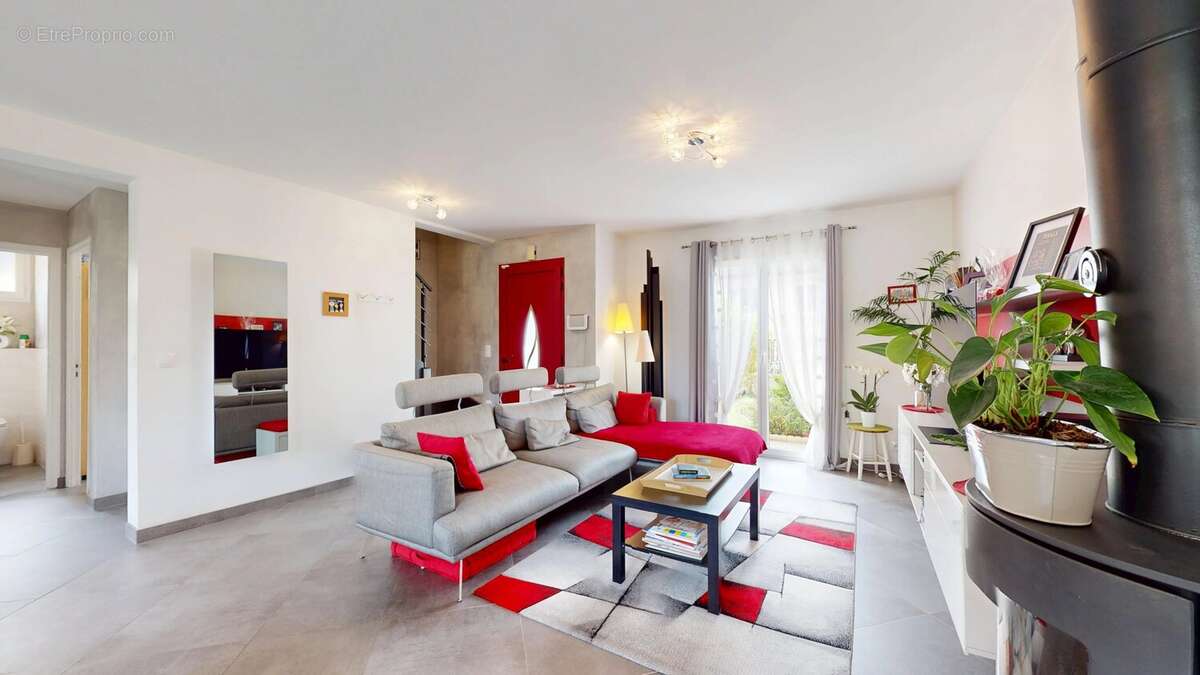 Maison à NEUILLY-PLAISANCE