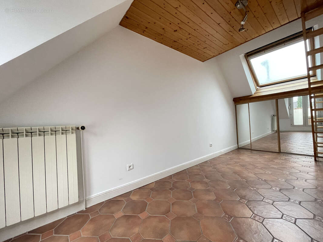 Maison à TREMBLAY-EN-FRANCE