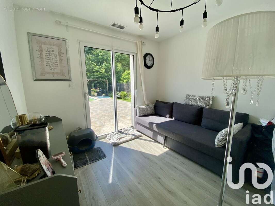 Photo 8 - Maison à BEYCHAC-ET-CAILLAU