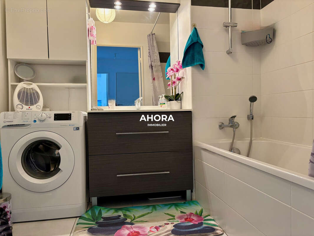 Appartement à MARSEILLE-9E