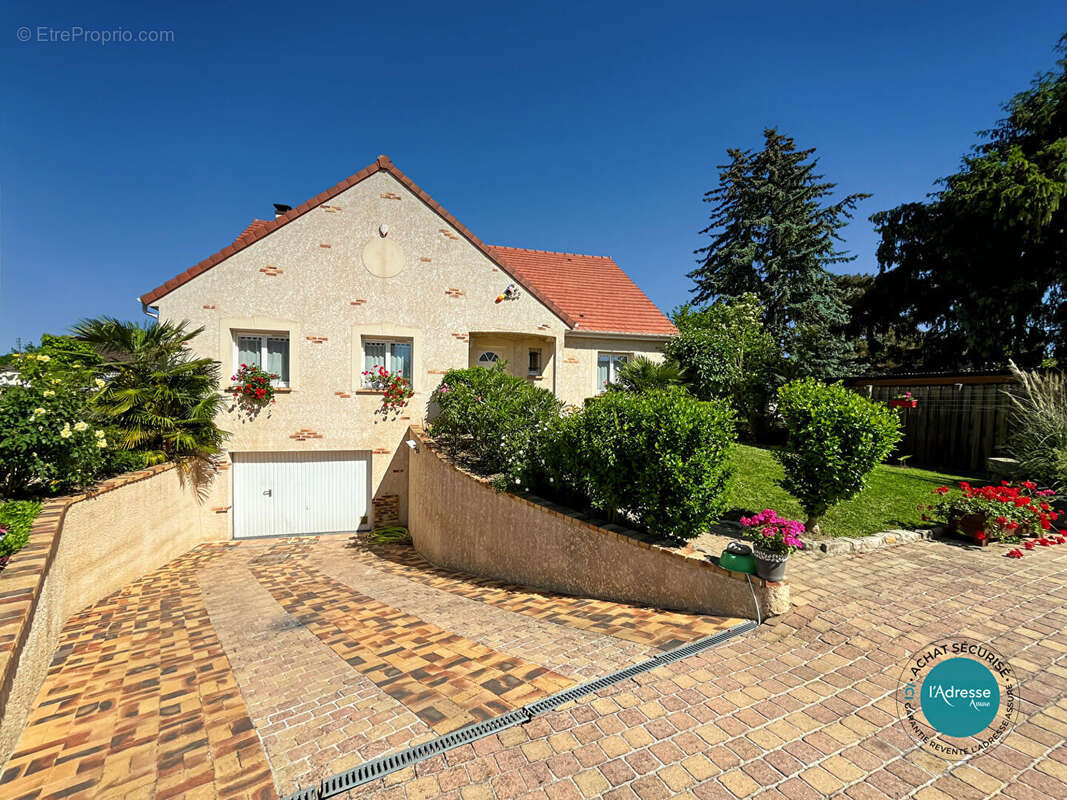 Maison à BALLANCOURT-SUR-ESSONNE