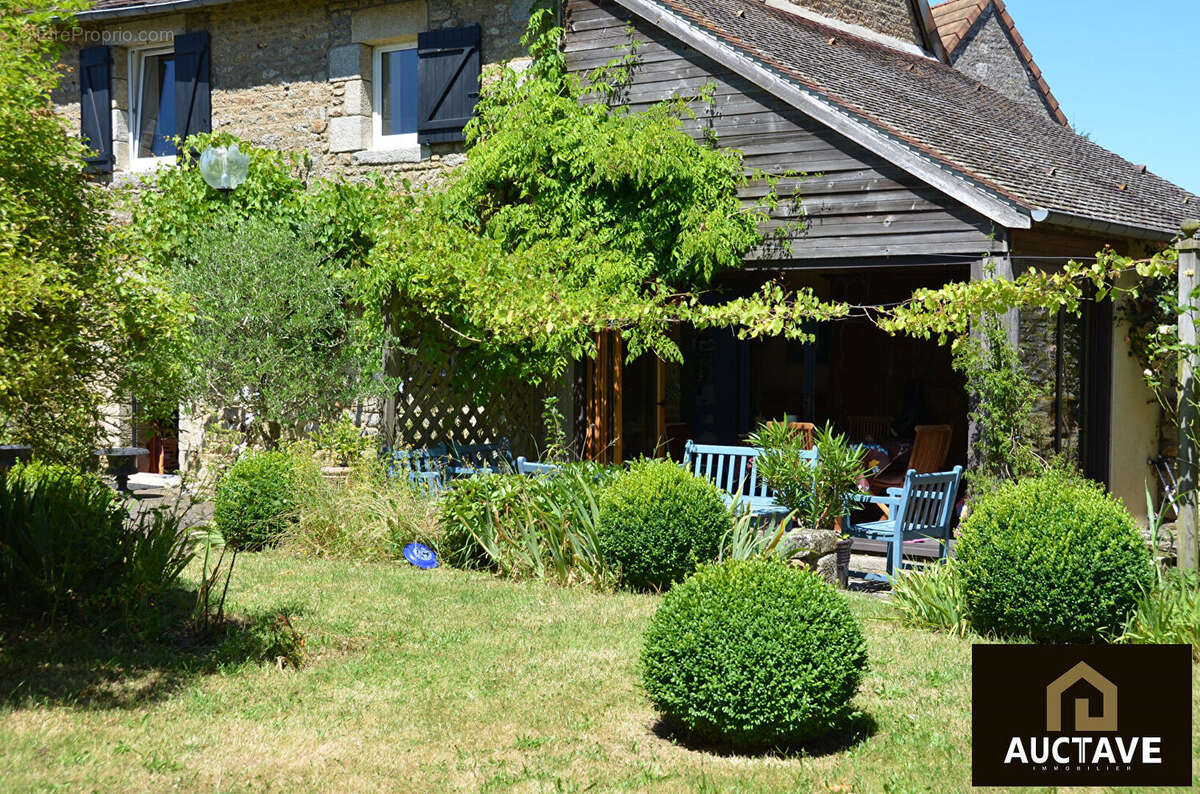 Manoir de caractère à Alençon ? 3,5 ha, fenêtres à meneaux, maison d'amis, 6 chambres - photo 10