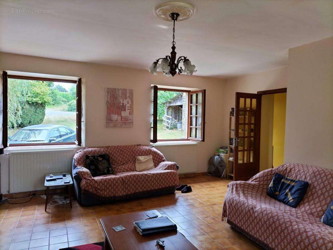 Maison 157 m² à Le Ham  - photo 2
