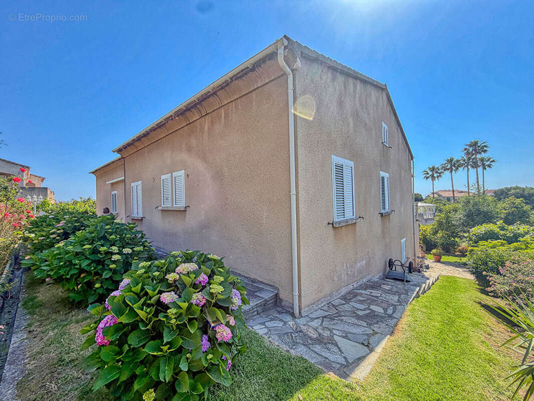 Maison 93m² à furiani - photo 5