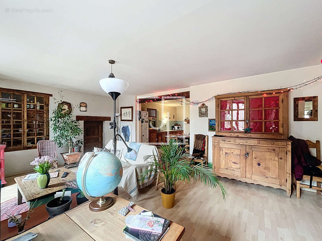 Appartement à SAINT-PAUL-SUR-UBAYE